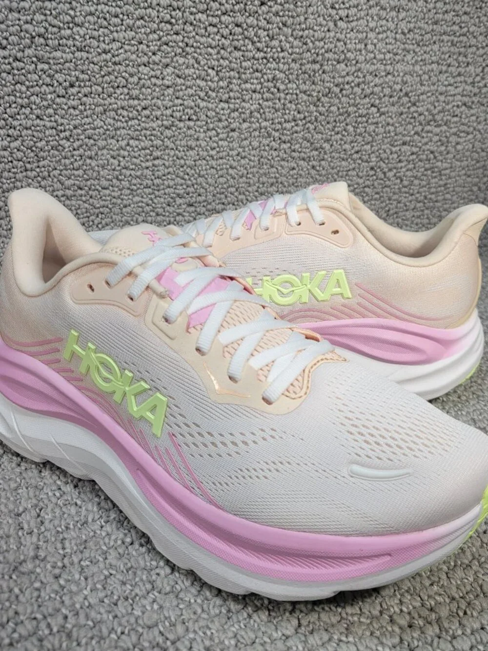 Hoka One One Clifton 11 Women's Size 9B Tangerine Glow White 1176573 TWW